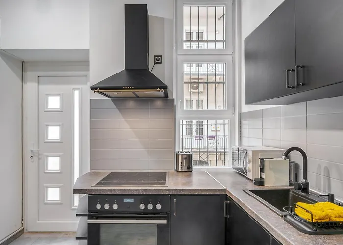 Urban Loft Haven -chic Loft With Ac, Smart Tv Appartement *