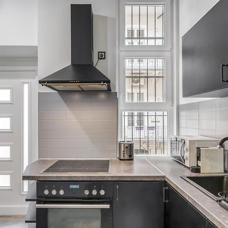 Urban Loft Haven -chic Loft With Ac, Smart Tv アパート *