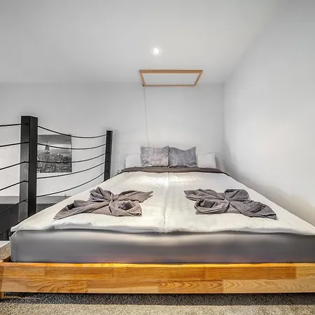 Urban Loft Haven -chic Loft With Ac, Smart Tv * ブダペスト