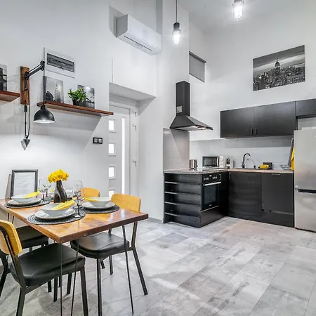Urban Loft Haven -chic Loft With Ac, Smart Tv アパート