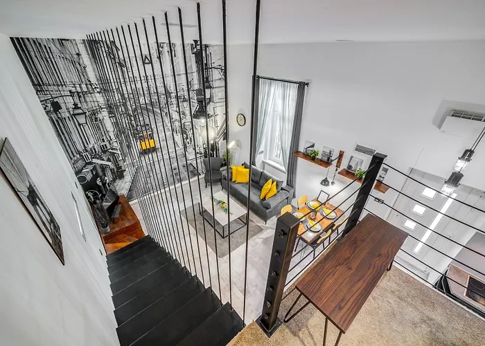 Apartament Urban Loft Haven -chic Loft With Ac, Smart Tv