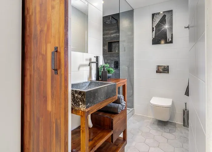 Urban Loft Haven -chic Loft With Ac, Smart Tv * Budapesta