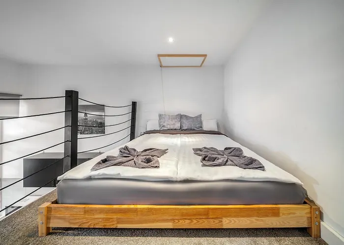 Urban Loft Haven -chic Loft With Ac, Smart Tv * Budapesta